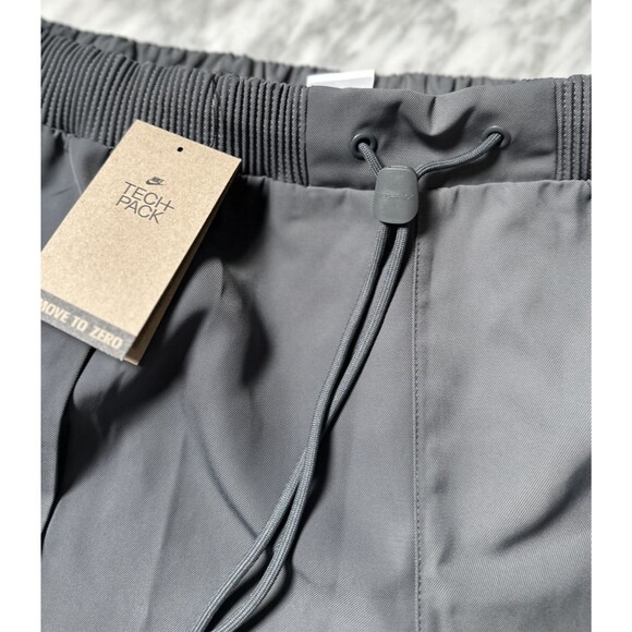 Nike Sportswear Tech Pack Shorts Woven Utility FB7528-068 Gray Mens Medium NEW - Picture 6 of 14